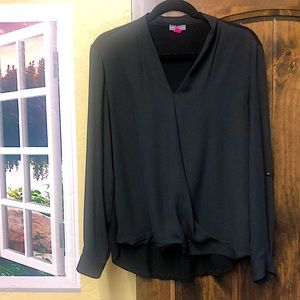 EUC Vince Camuto Black Vneck faux wrap top